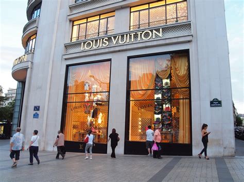 best louis vuitton store in paris|Louis Vuitton outlet in Paris.